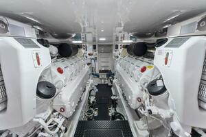 2021 Viking 54 Convertible HAMMERHEADS Engine Room