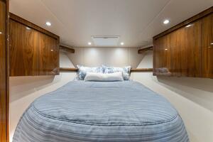 2021 Viking 54 Convertible HAMMERHEADS Stateroom