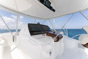 2021 Viking 54 Convertible HAMMERHEADS   Helm