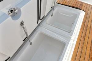 2021 Viking 54 Convertible HAMMERHEADS Storage