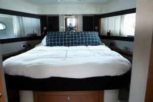 47ft Ferretti Yachts Yacht For Sale