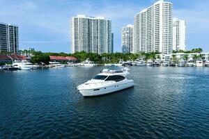 47ft Ferretti Yachts Yacht For Sale