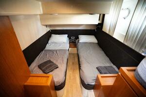 47ft Ferretti Yachts Yacht For Sale