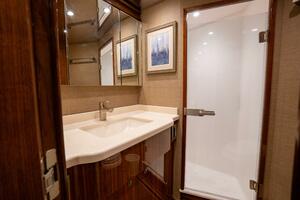 2021 72 Viking EB Our Trade Master Stateroom (3)