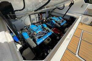 2000 Tiara Yachts 3500 Open thumbnail 19
