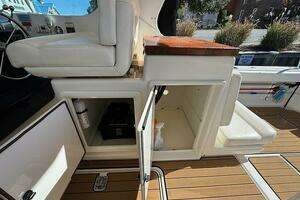 2000 Tiara Yachts 3500 Open thumbnail 13