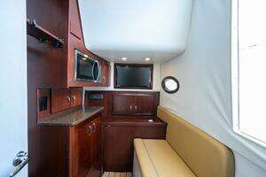 2018 Buddy Davis 42 Center Console thumbnail 7
