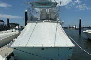 1990 Hatteras 45 Convertible thumbnail 3