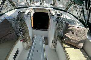 2004 Beneteau 423 thumbnail 8