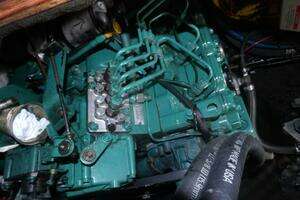 2004 Beneteau 423 thumbnail 58