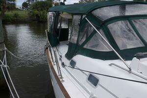 2004 Beneteau 423 thumbnail 5