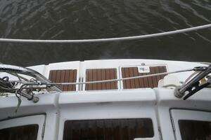 2004 Beneteau 423 thumbnail 17