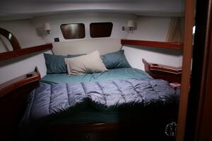 Blue Moon 42ft Beneteau Yacht For Sale