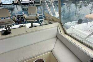 1986 Hatteras SF 52 thumbnail 23