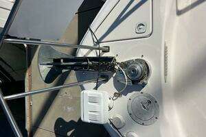 1997 Sea Ray Sundancer thumbnail 37