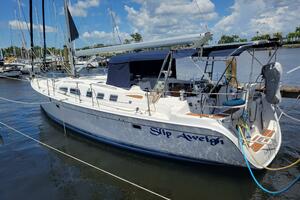 Slip Aweigh 49ft Hunter Yacht For Sale