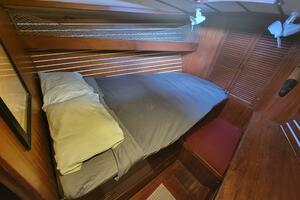 Searcher 42ft Tayana Yacht For Sale