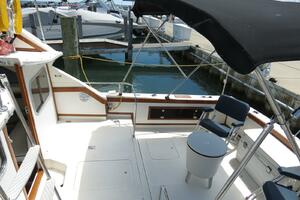 28ft Bertram Yacht For Sale