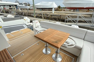 In Stock 42ft Beneteau Yacht For Sale
