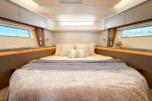 In Stock 42ft Beneteau Yacht For Sale