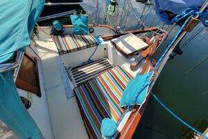 1975 Westsail 32 thumbnail 11