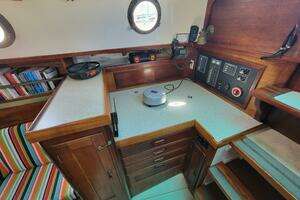 1975 Westsail 32 thumbnail 4