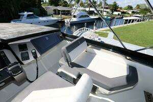 2019 Galeon 650 Sky thumbnail 12