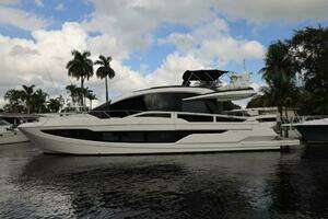 2019 Galeon 650 Sky thumbnail 3