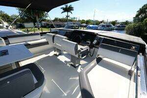 2019 Galeon 650 Sky thumbnail 17