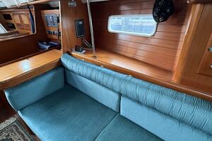 36ft Beneteau Yacht For Sale