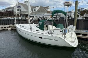 36ft Beneteau Yacht For Sale