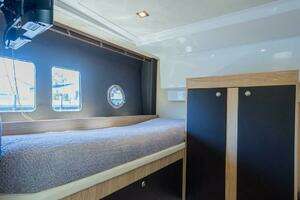 2014 Cranchi M 44 HT thumbnail 17