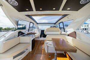 2014 Cranchi M 44 HT thumbnail 8
