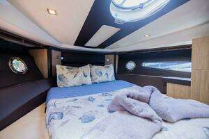 2014 Cranchi M 44 HT thumbnail 11