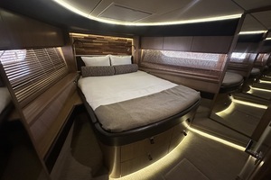 59FT (17.98M) SEA RAY