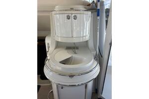 2004 Carver 466 Motor Yacht interior sink with storage cabin