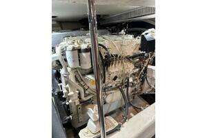 2004 Carver 466 Motor Yacht thumbnail 90