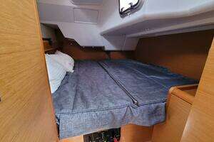 2014 Jeanneau 379 thumbnail 42