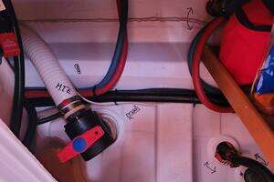 2014 Jeanneau 379 thumbnail 73