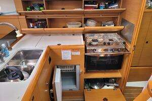 2014 Jeanneau 379 thumbnail 61