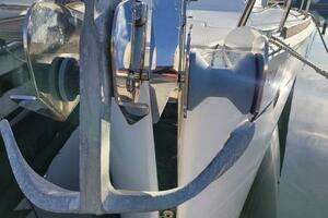 2014 Jeanneau 379 thumbnail 11