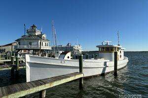 1938 Custom Chesapeake Bay Buyboat thumbnail 3