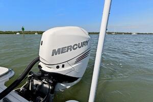 20ft Boston Whaler Yacht For Sale