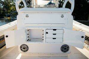 2014 Yellowfin thumbnail 26