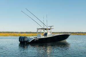 2014 Yellowfin thumbnail 1