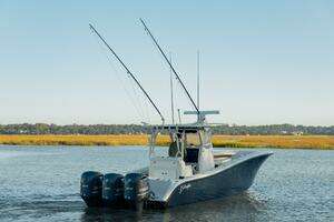 2014 Yellowfin thumbnail 10