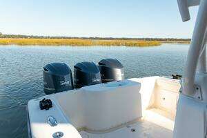 2014 Yellowfin thumbnail 24