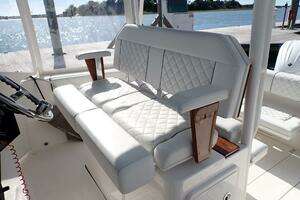 2024 Pursuit S 288 Sport thumbnail 14