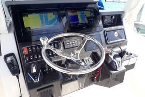 28ft Pursuit Yacht For Sale 28ft Pursuit Yacht For Sale