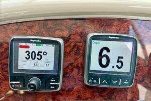 2000 Sea Ray 460 Sundancer thumbnail 30